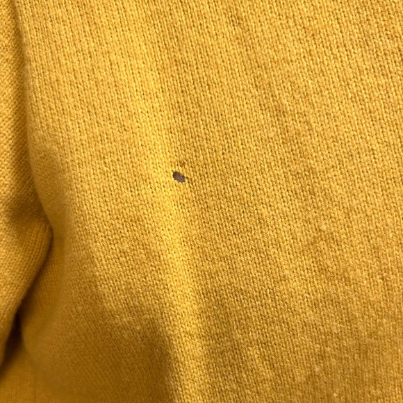 (#20) Used men’s large Louis Castro sweater - Picture 8 of 12